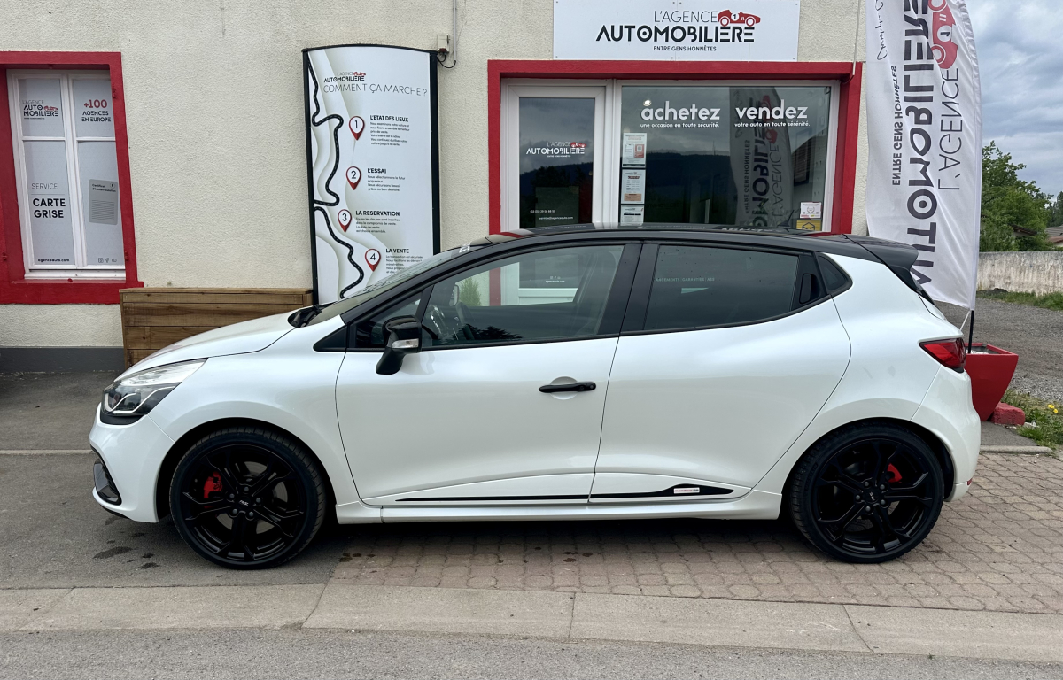 Renault Clio — 8