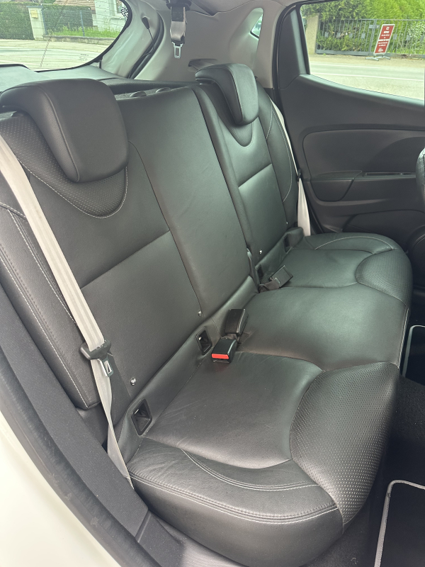 Renault Clio — 18