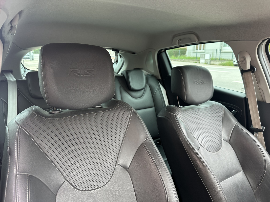 Renault Clio — 32