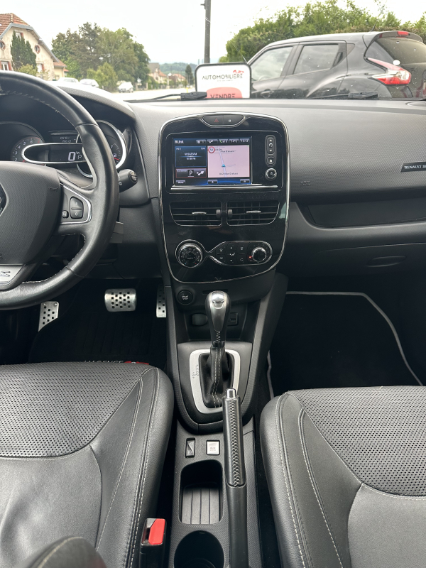 Renault Clio — 26