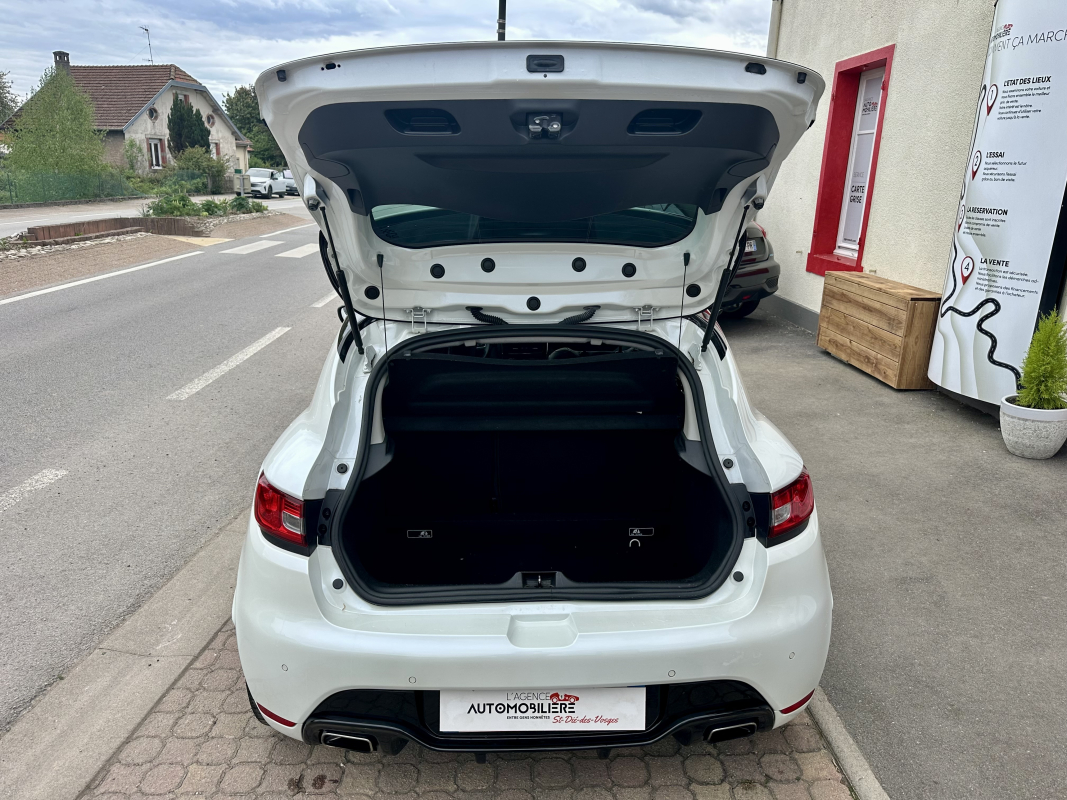 Renault Clio — 20