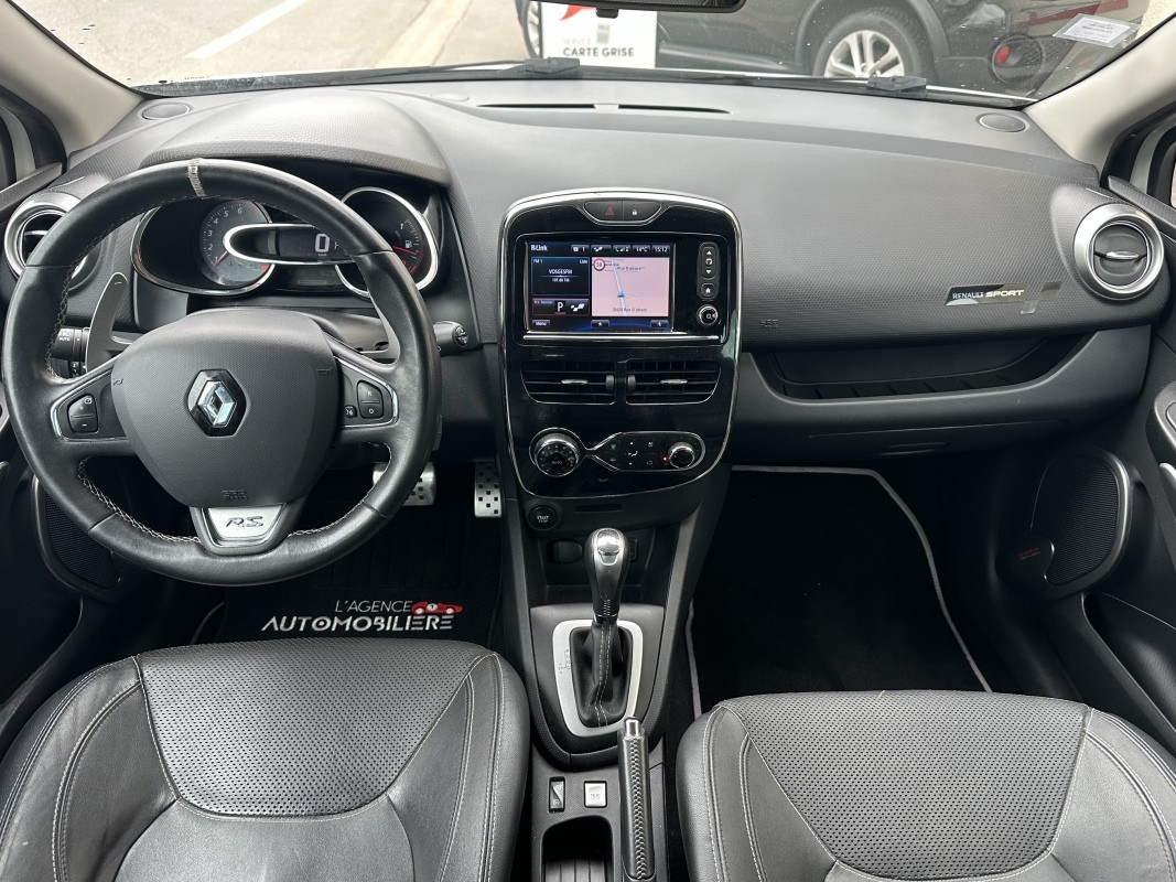 Renault Clio — 14
