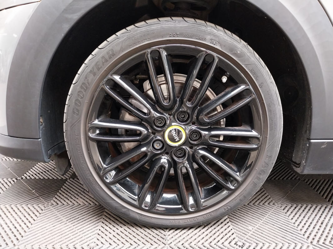Mini Mini — 21