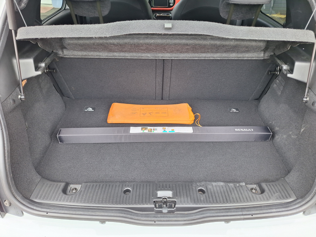 Renault Twingo — 29