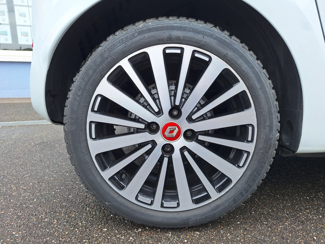 Renault Twingo — 32
