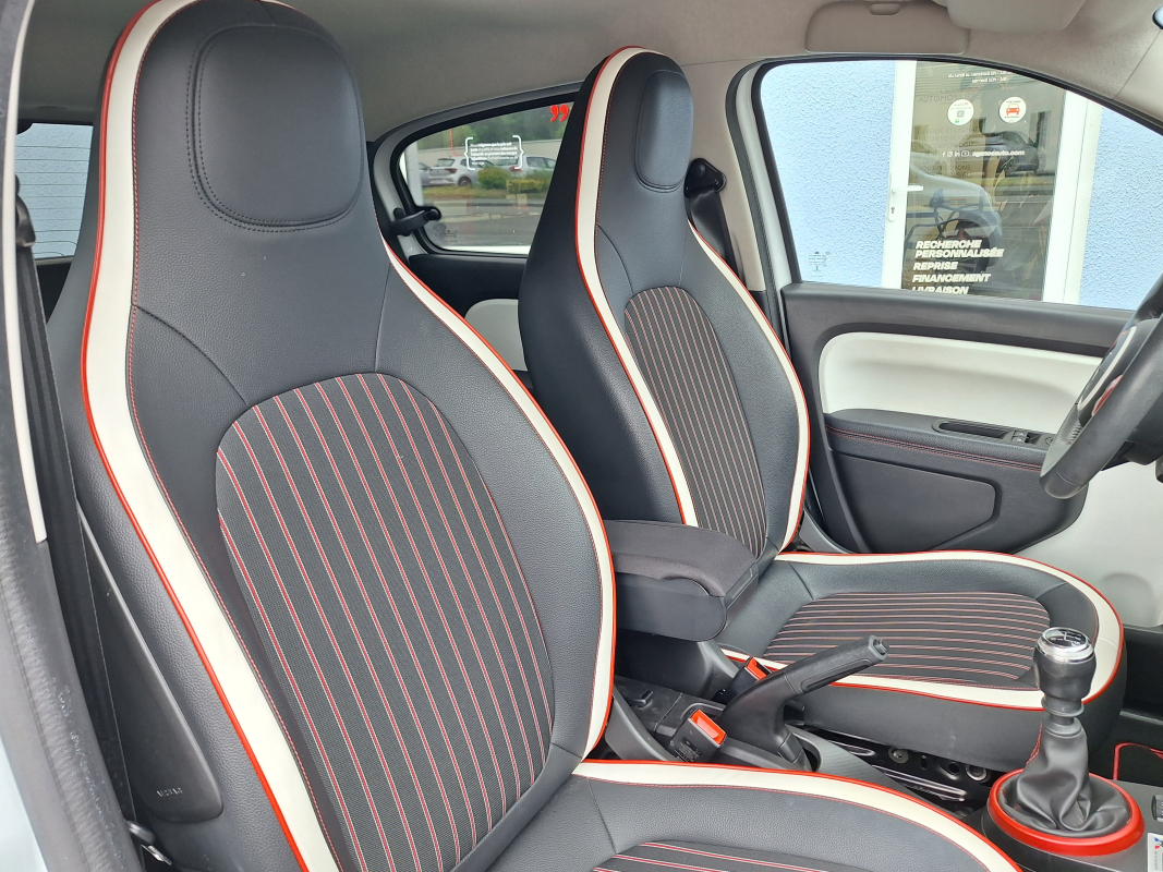 Renault Twingo — 13