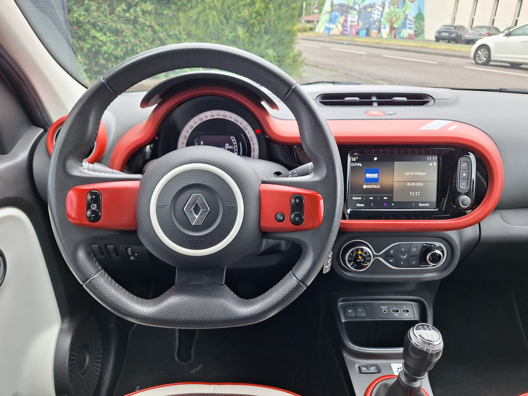 Renault Twingo — 16