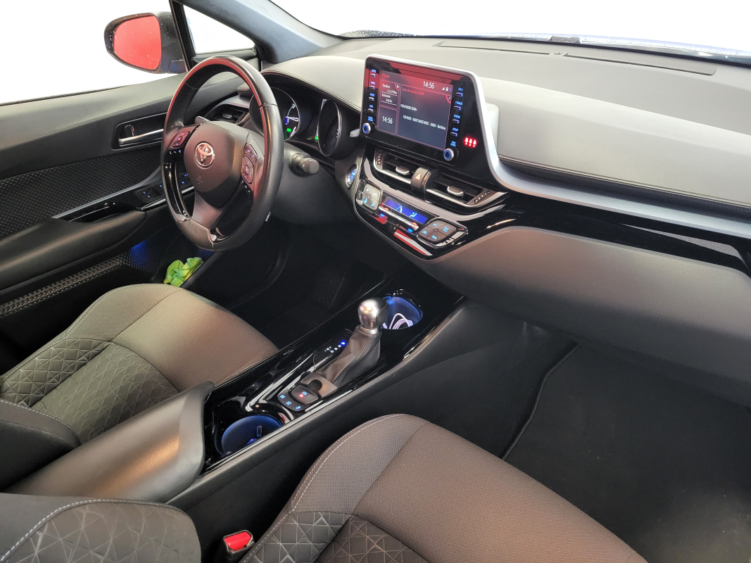 Toyota C-HR — 15