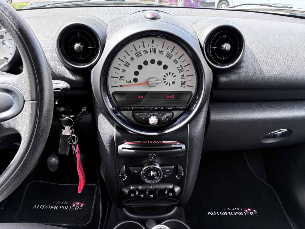 Mini Countryman — 22