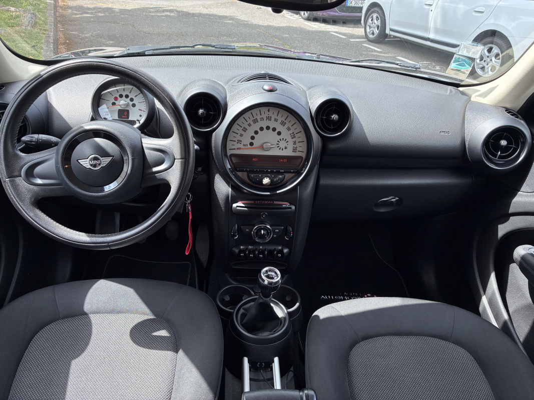 Mini Countryman — 11