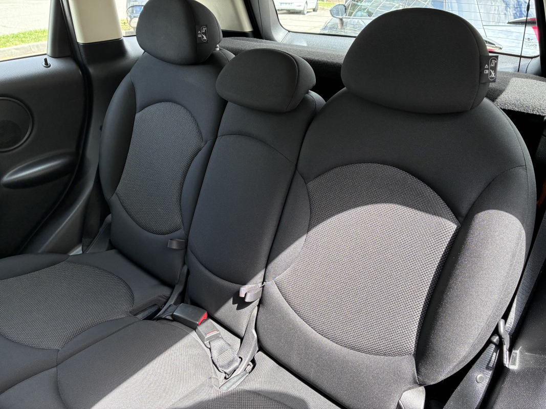 Mini Countryman — 20
