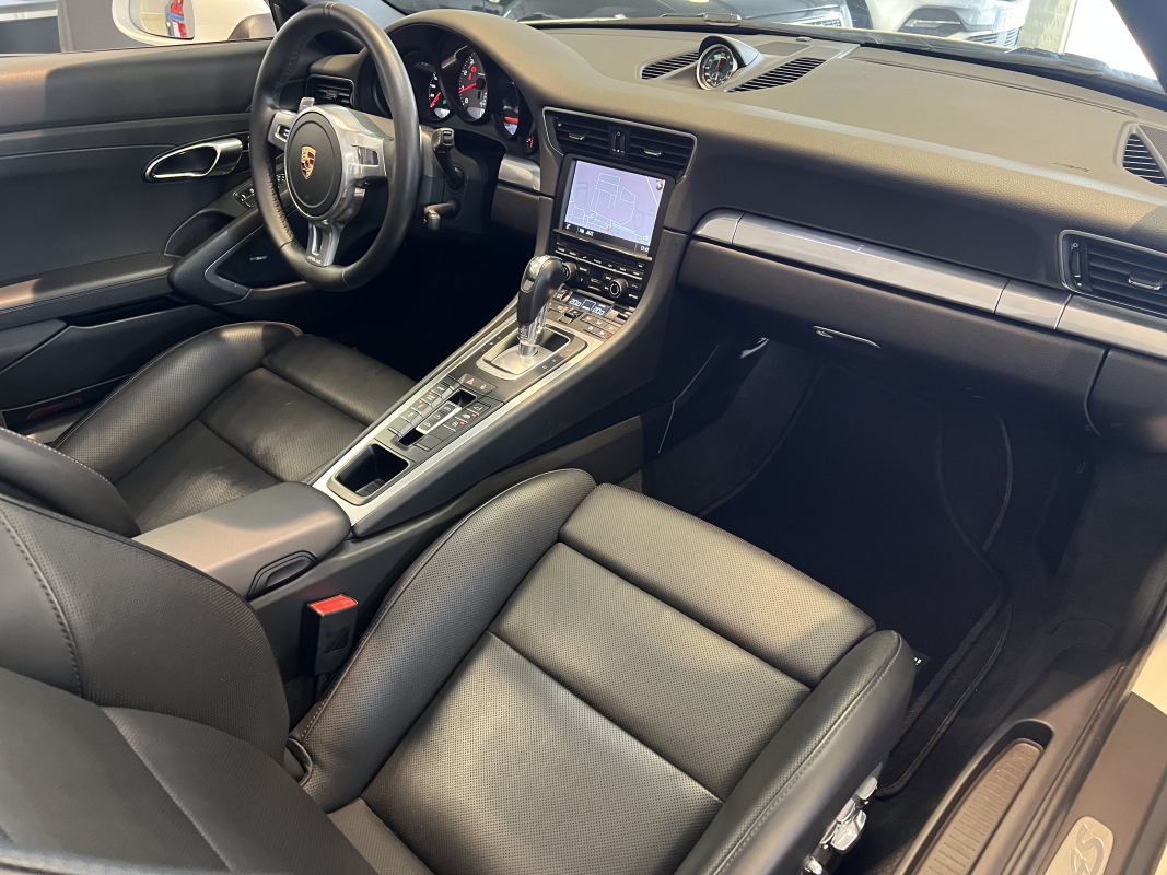 Porsche 911 Cabriolet — 20