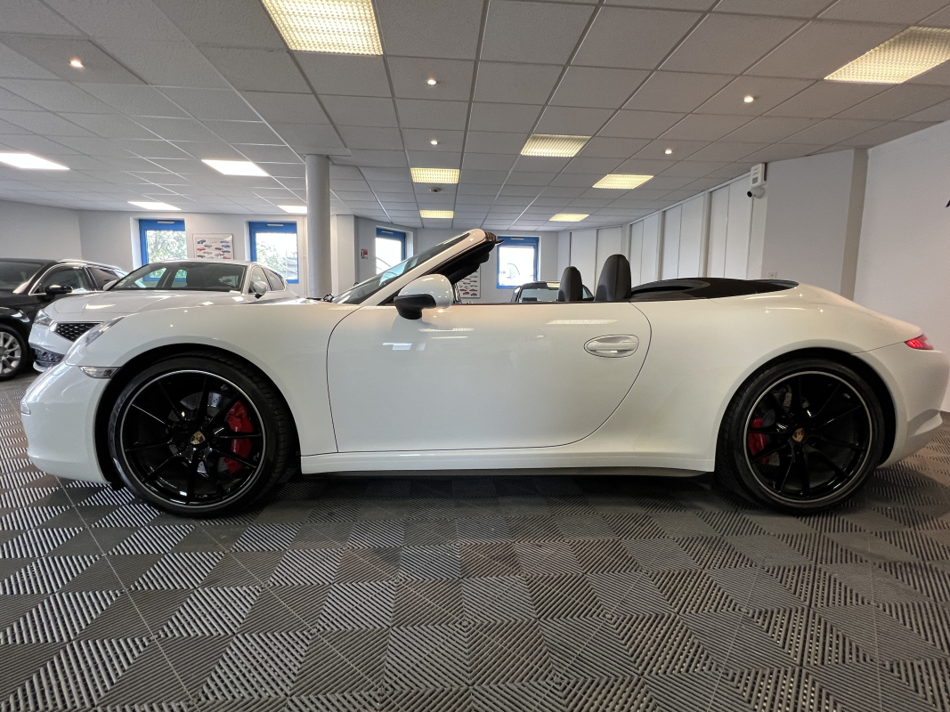 Porsche 911 Cabriolet — 22