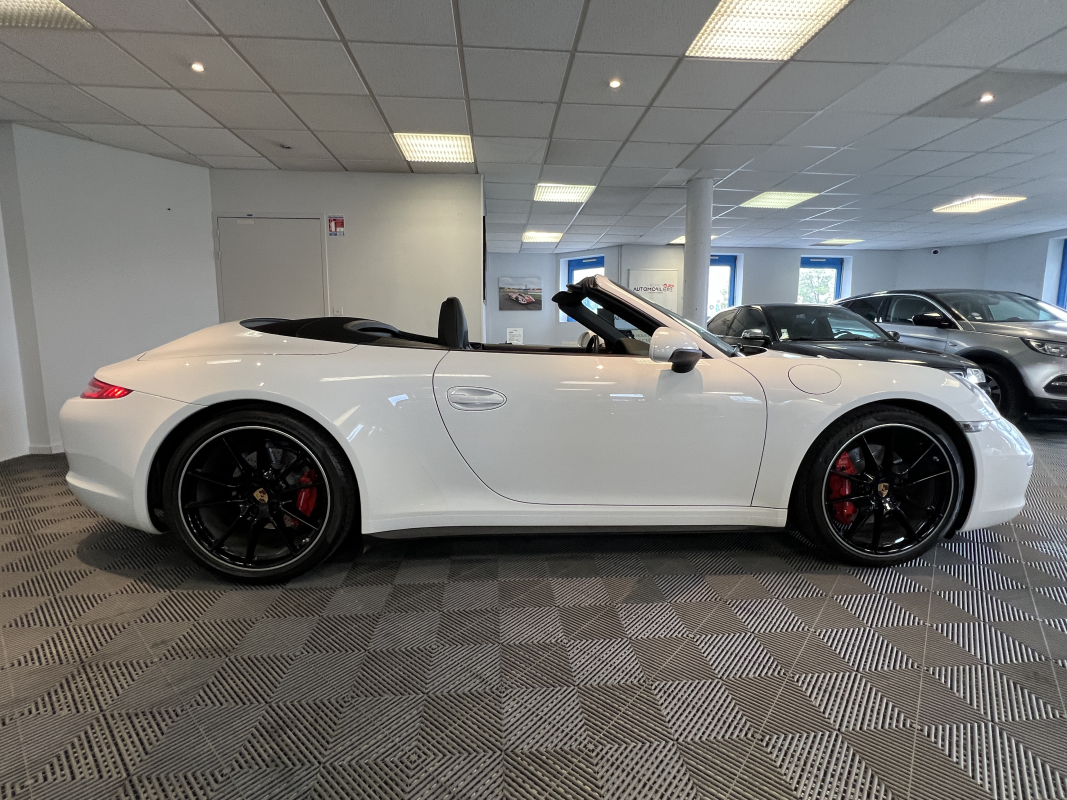 Porsche 911 Cabriolet — 23