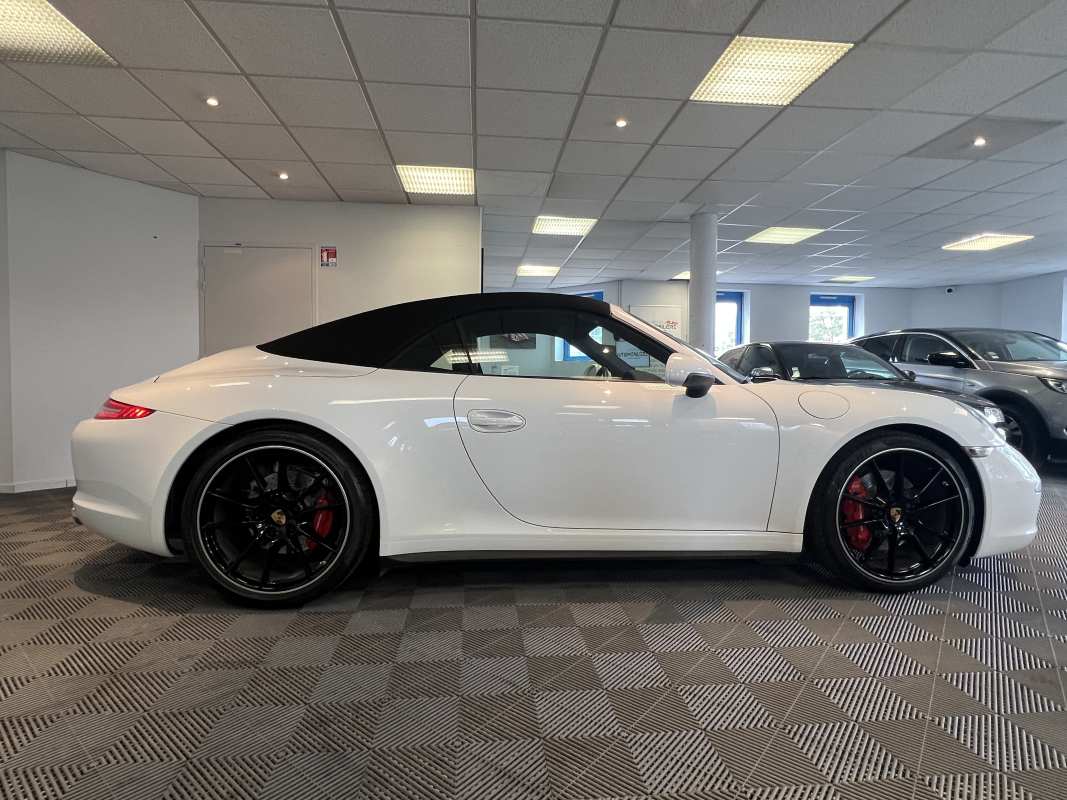 Porsche 911 Cabriolet — 27