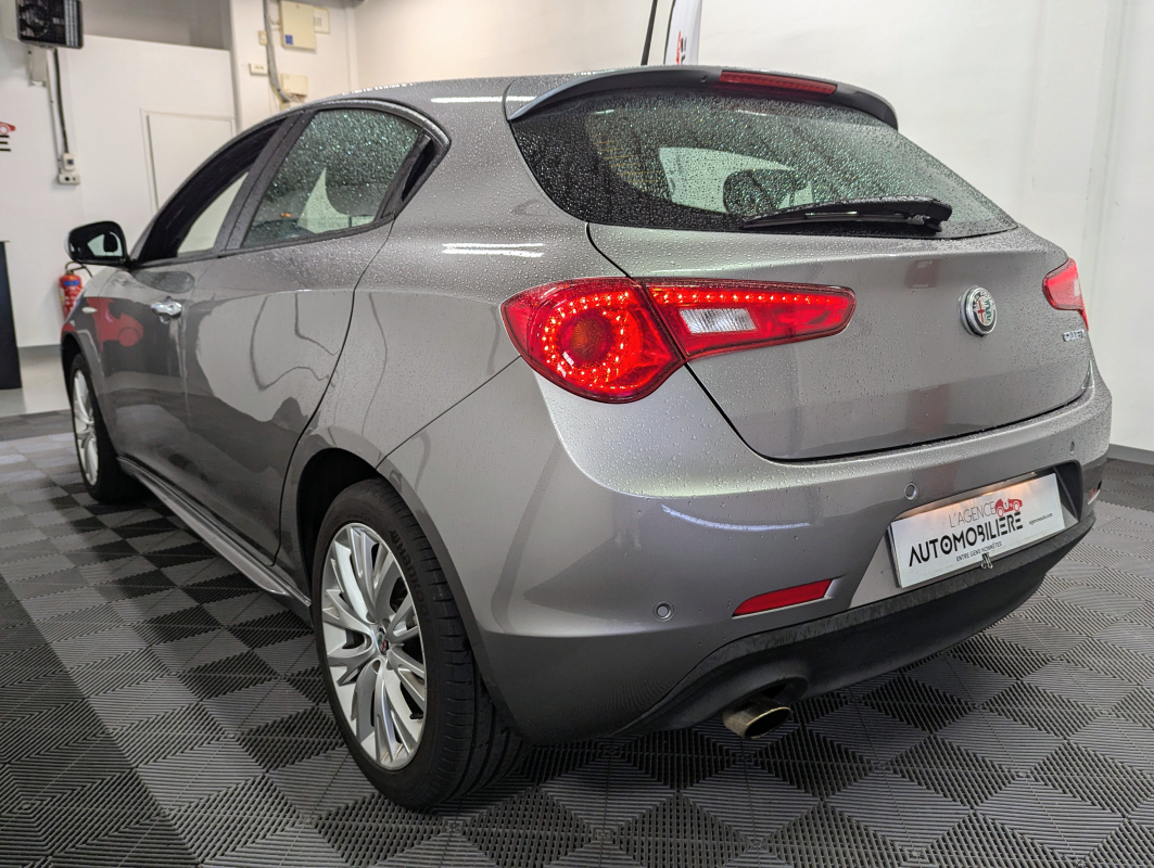 Alfa Romeo Giulietta — 6