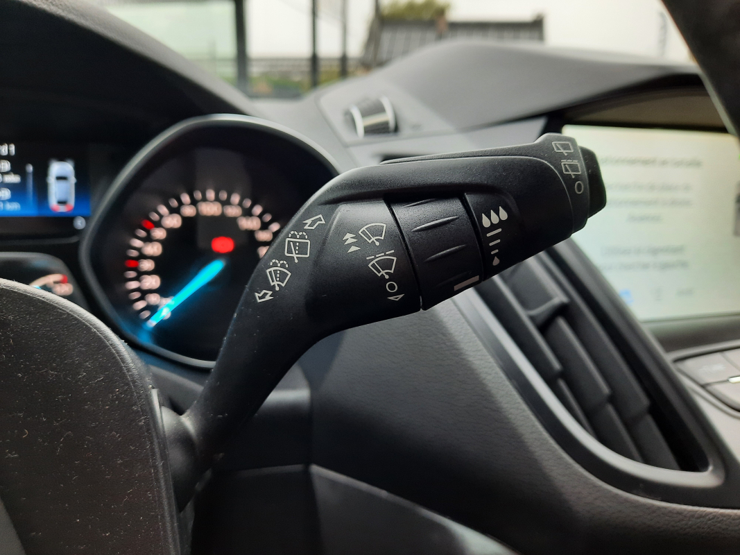 Ford Kuga — 13