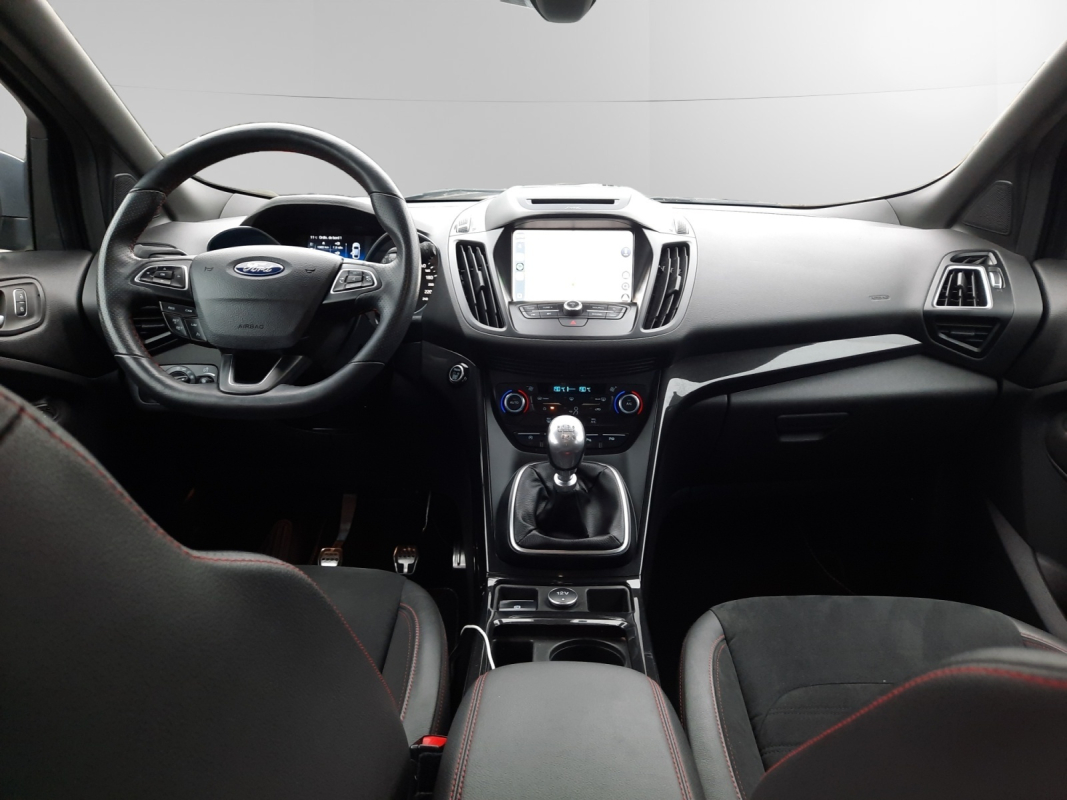 Ford Kuga — 24