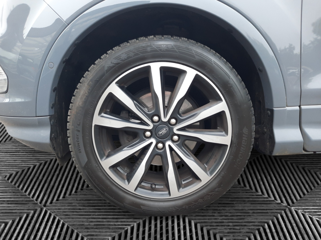 Ford Kuga — 31