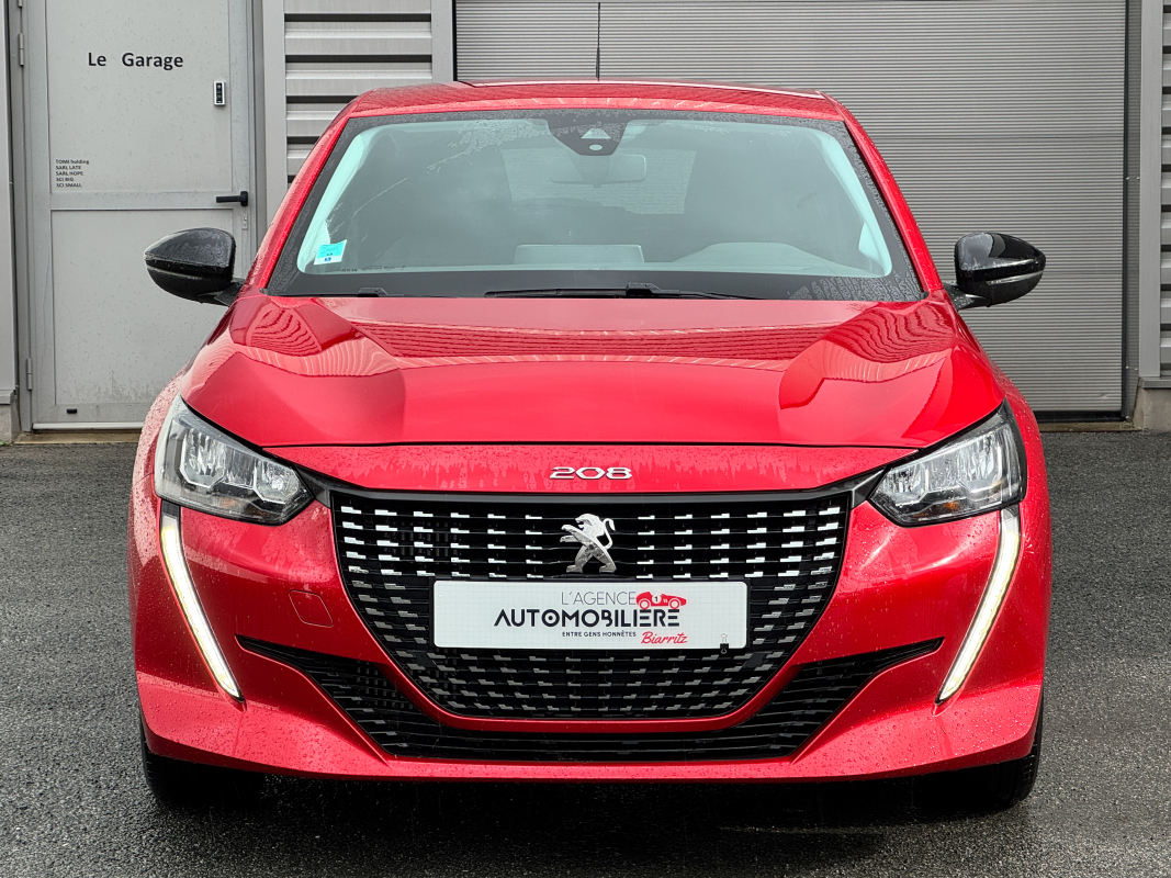 Peugeot 208 — 2