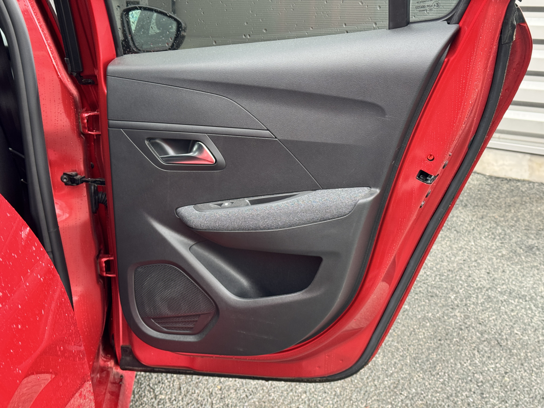 Peugeot 208 — 30