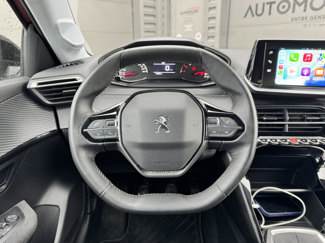 Peugeot 208 — 16