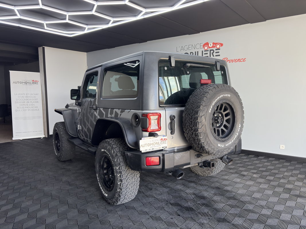 Jeep Wrangler Unlimited — 5