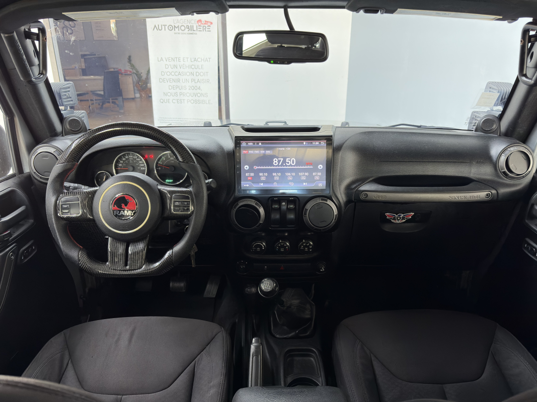 Jeep Wrangler Unlimited — 13