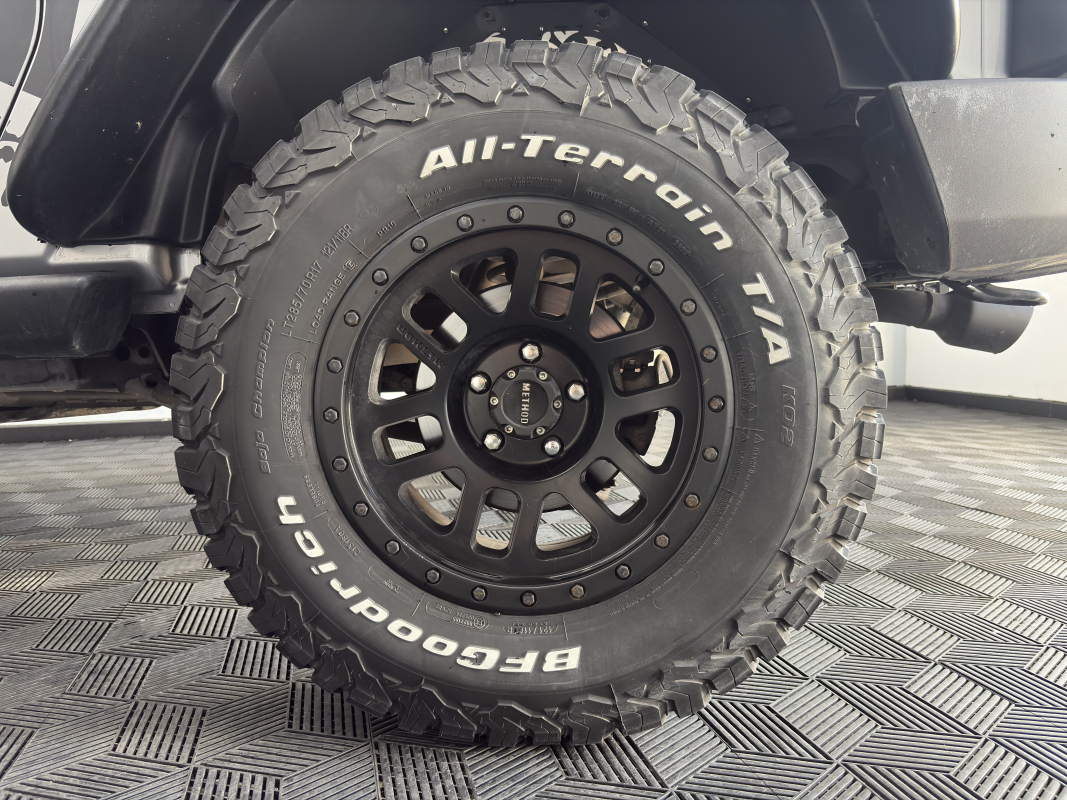 Jeep Wrangler Unlimited — 25