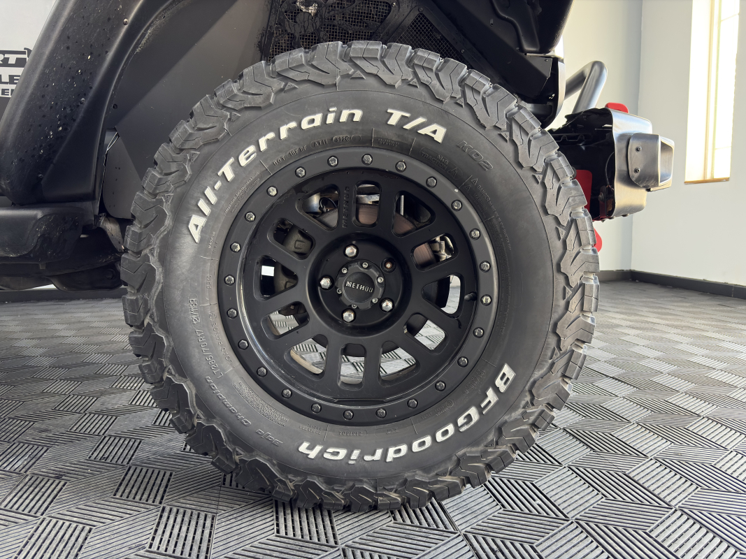 Jeep Wrangler Unlimited — 26