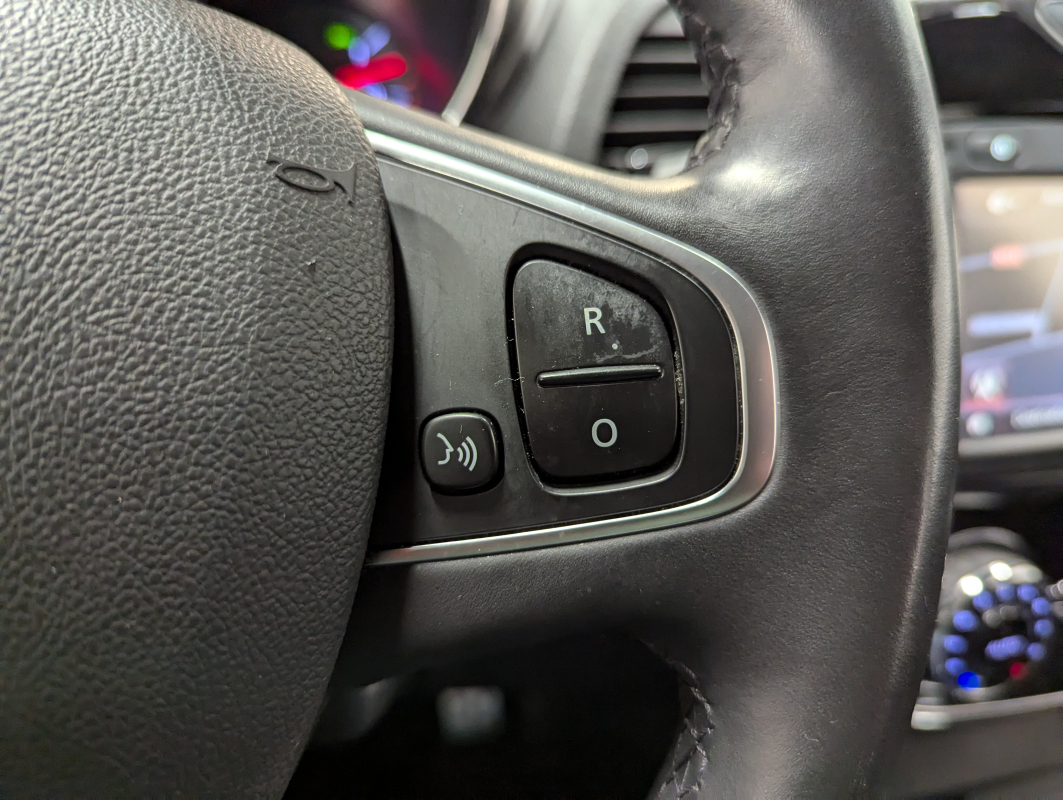 Renault Captur — 18