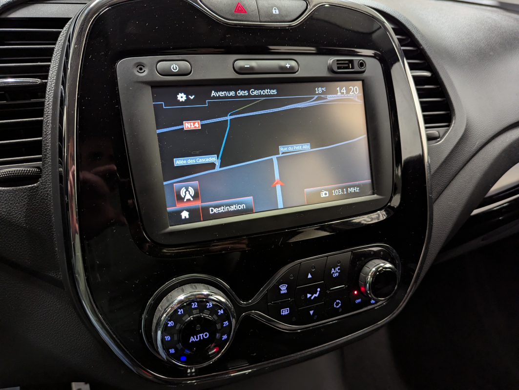 Renault Captur — 19