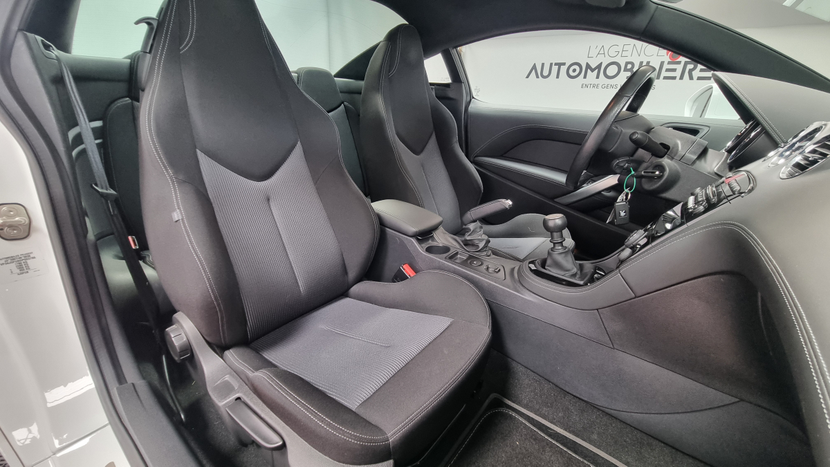 Peugeot RCZ — 14
