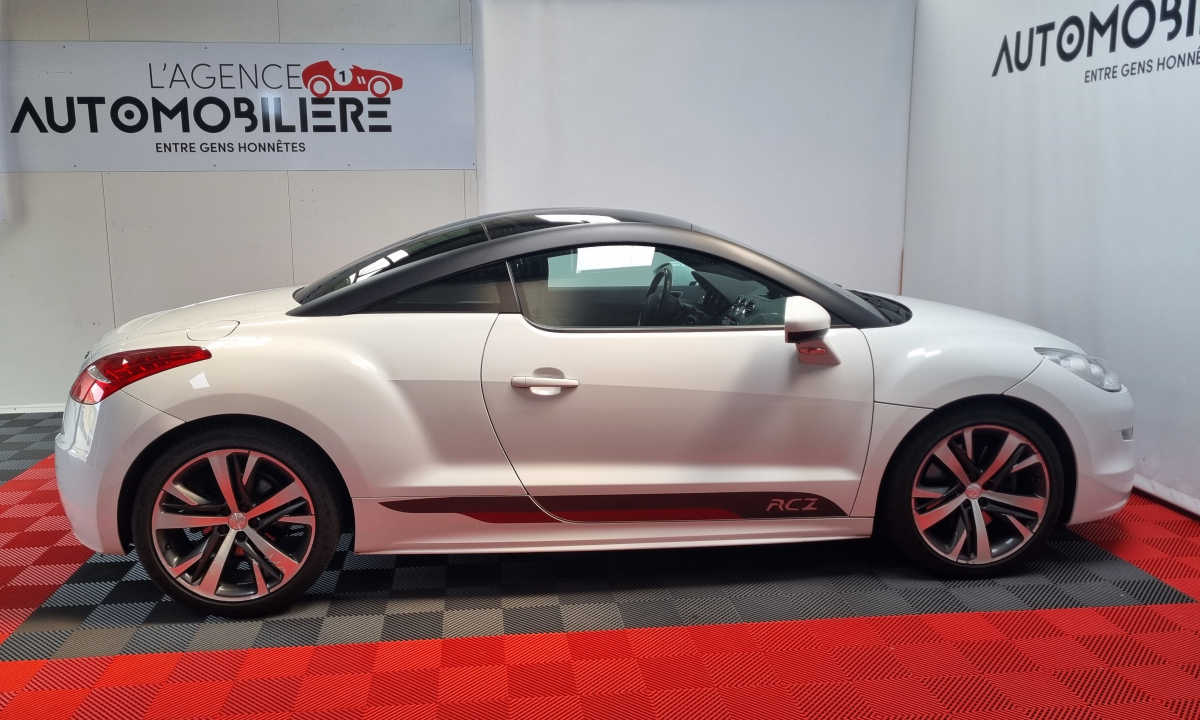 Peugeot RCZ — 4