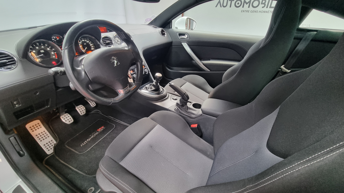 Peugeot RCZ — 11
