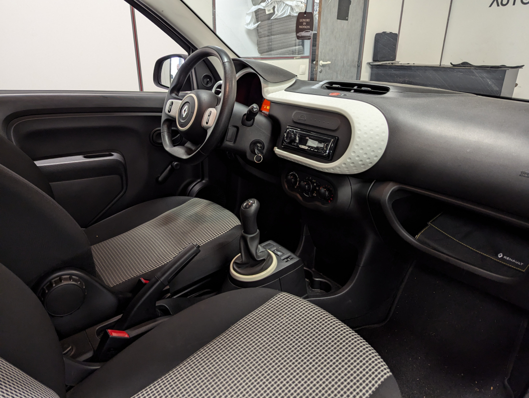 Renault Twingo — 7
