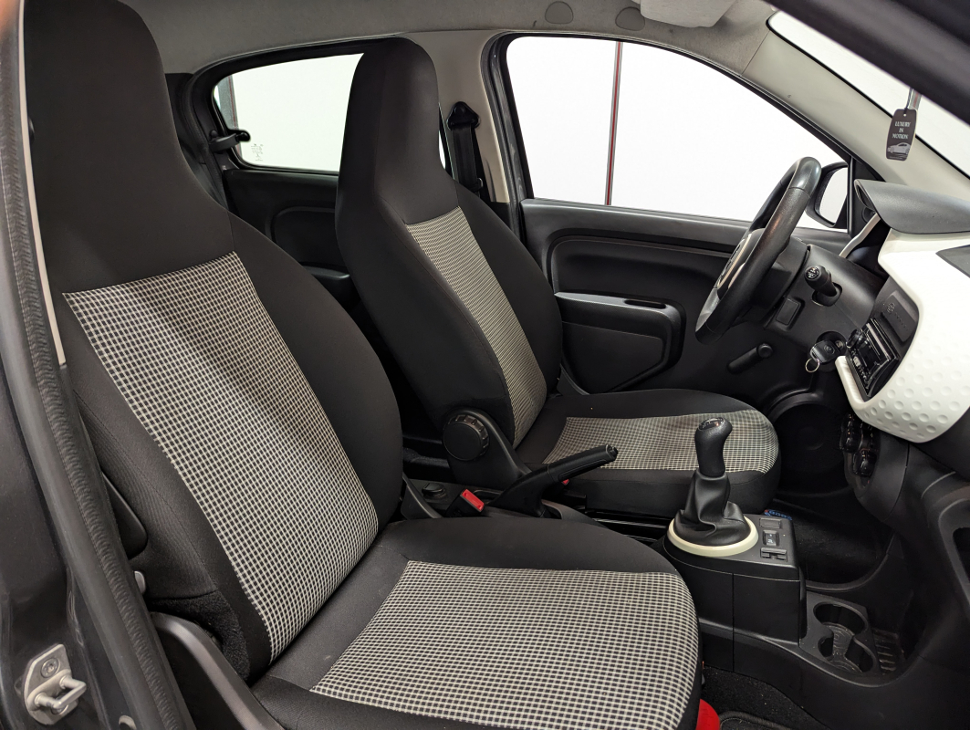 Renault Twingo — 11