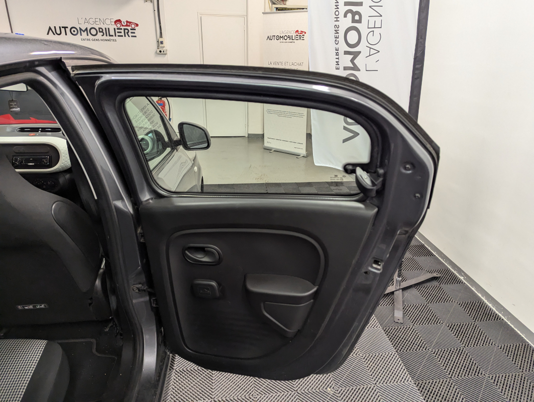 Renault Twingo — 24