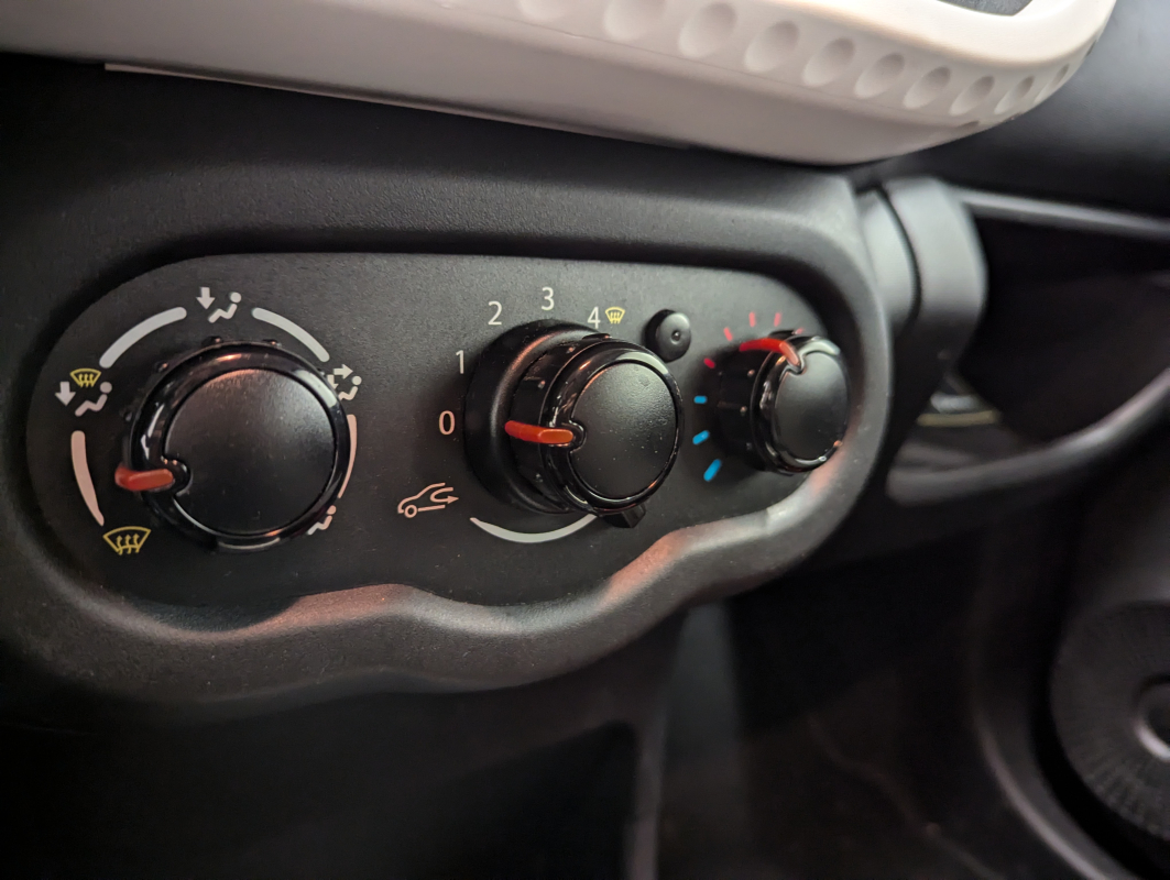 Renault Twingo — 15