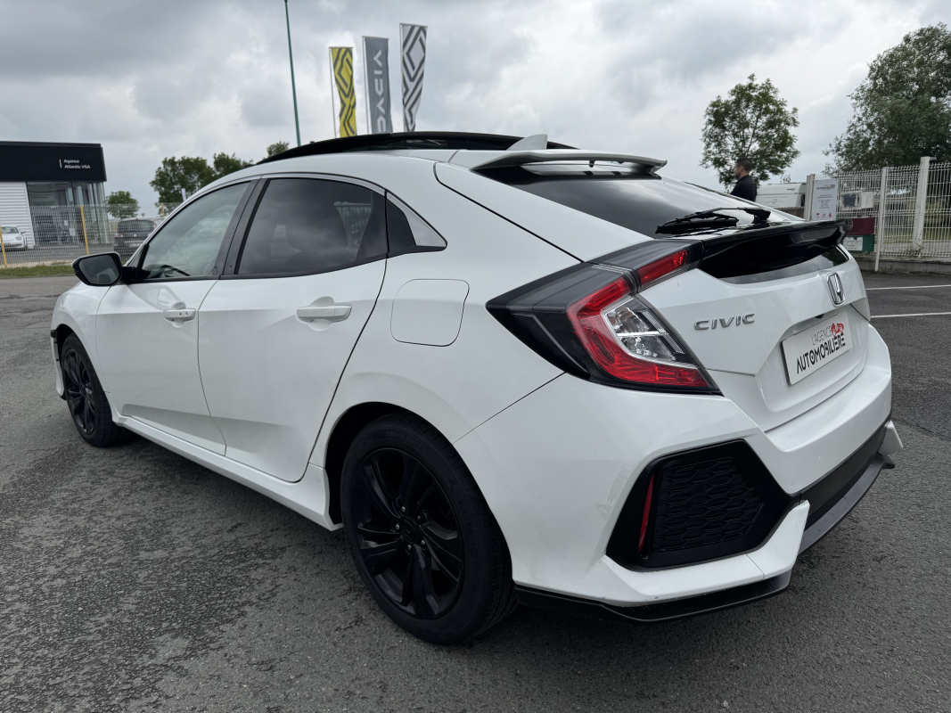 Honda Civic — 7