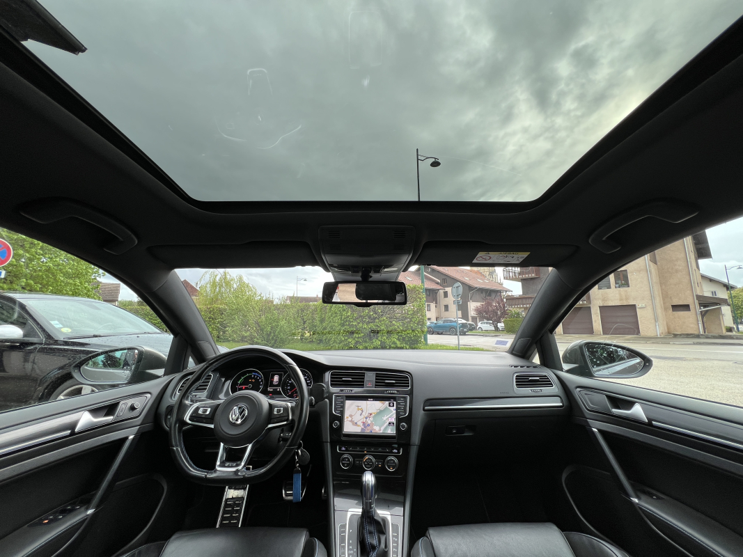 Volkswagen Golf — 10