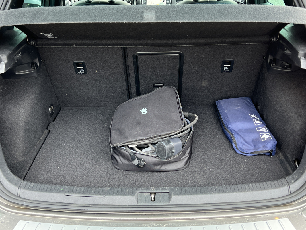Volkswagen Golf — 16