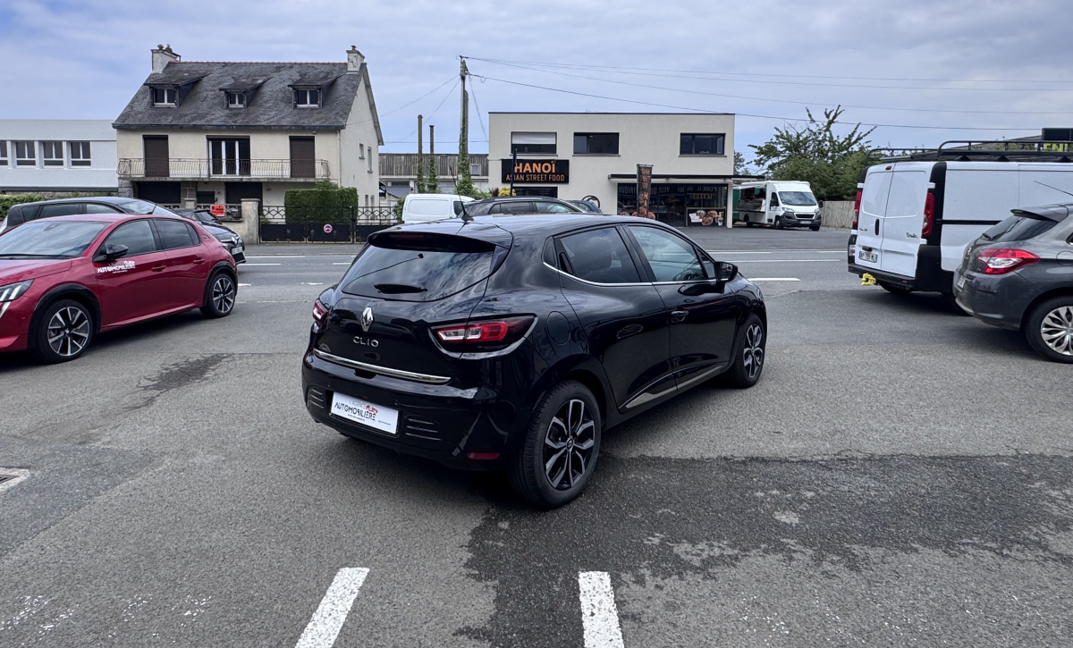 Renault Clio — 6