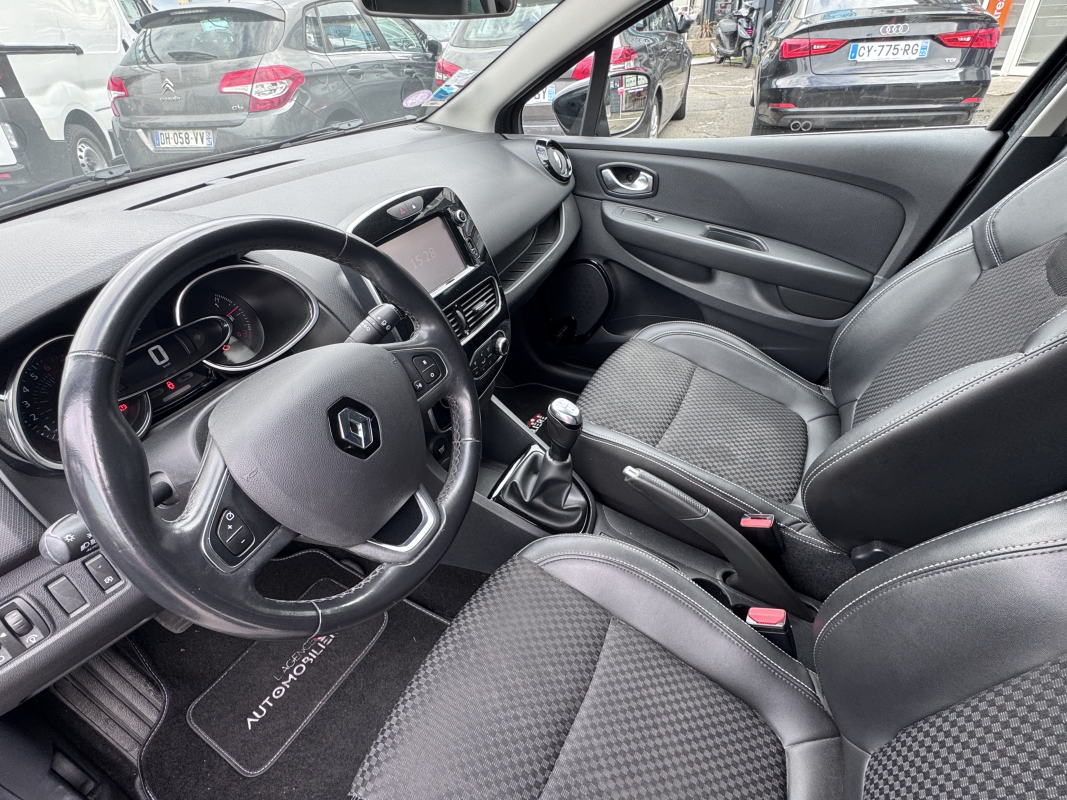 Renault Clio — 23