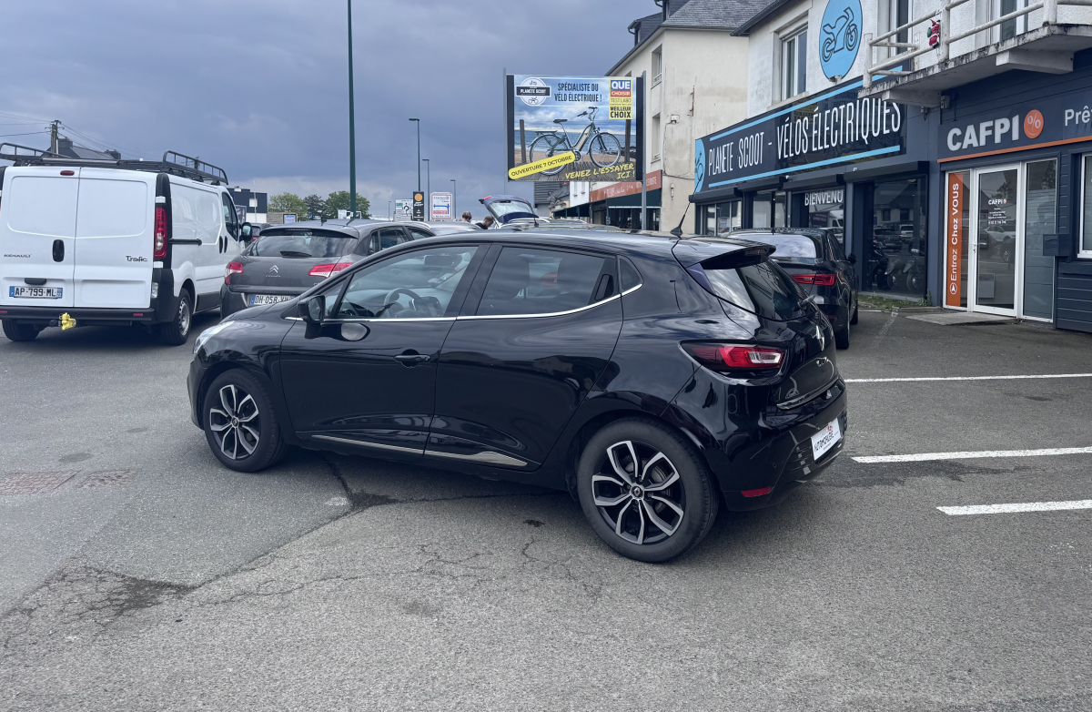 Renault Clio — 8