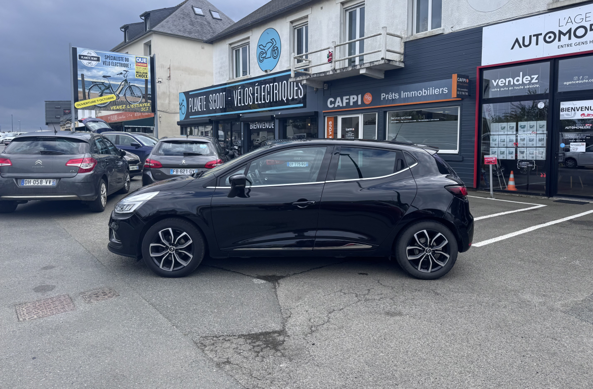 Renault Clio — 9