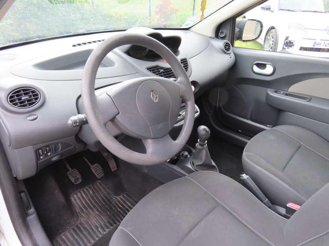 Renault Twingo — 9