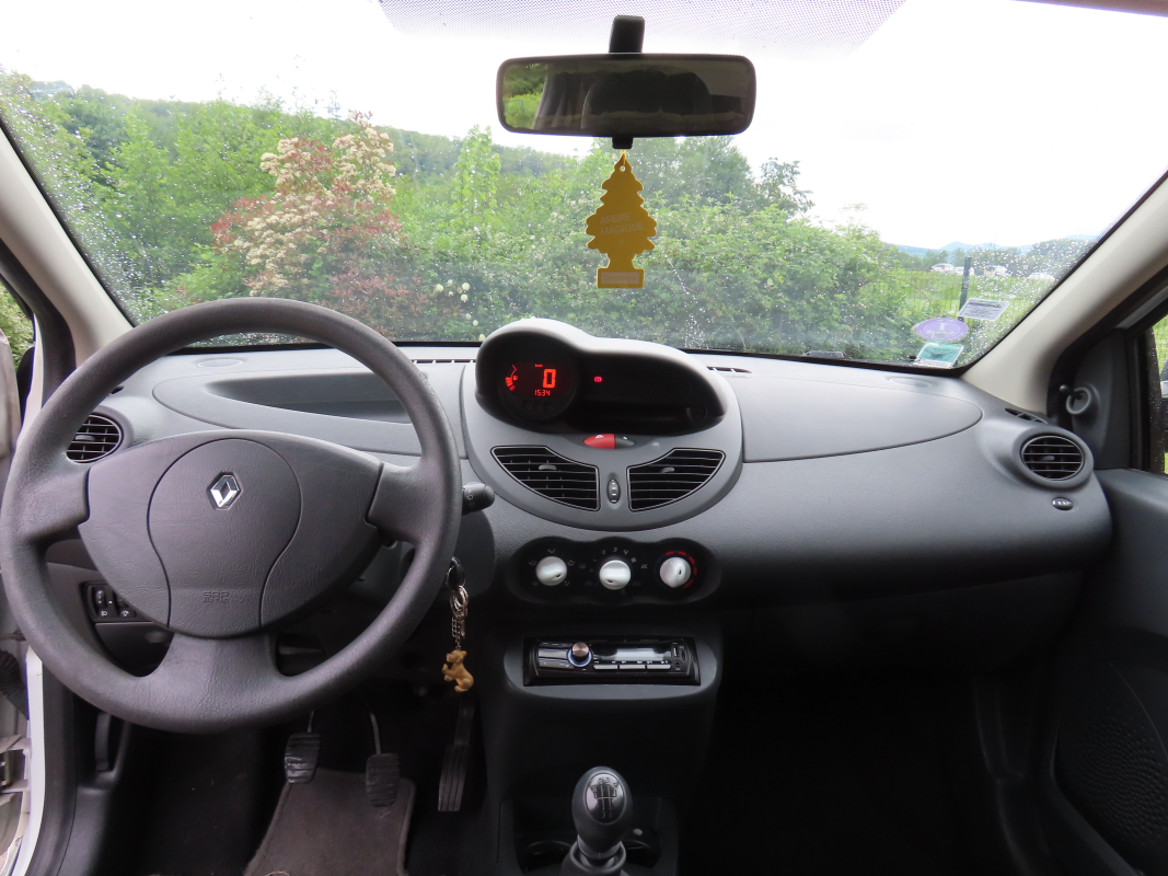 Renault Twingo — 11