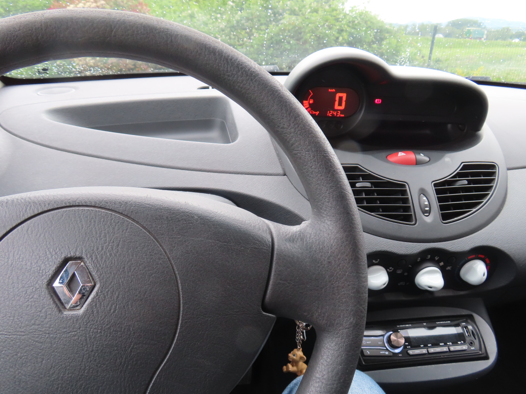 Renault Twingo — 10