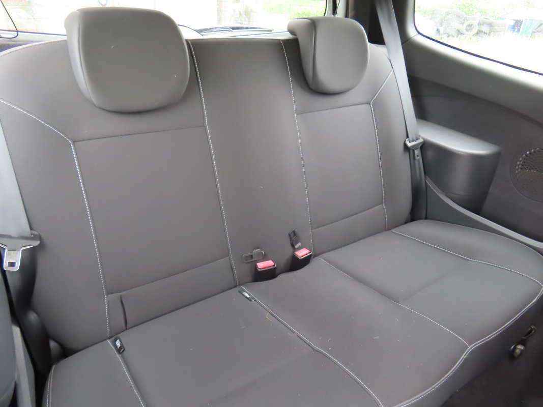Renault Twingo — 14